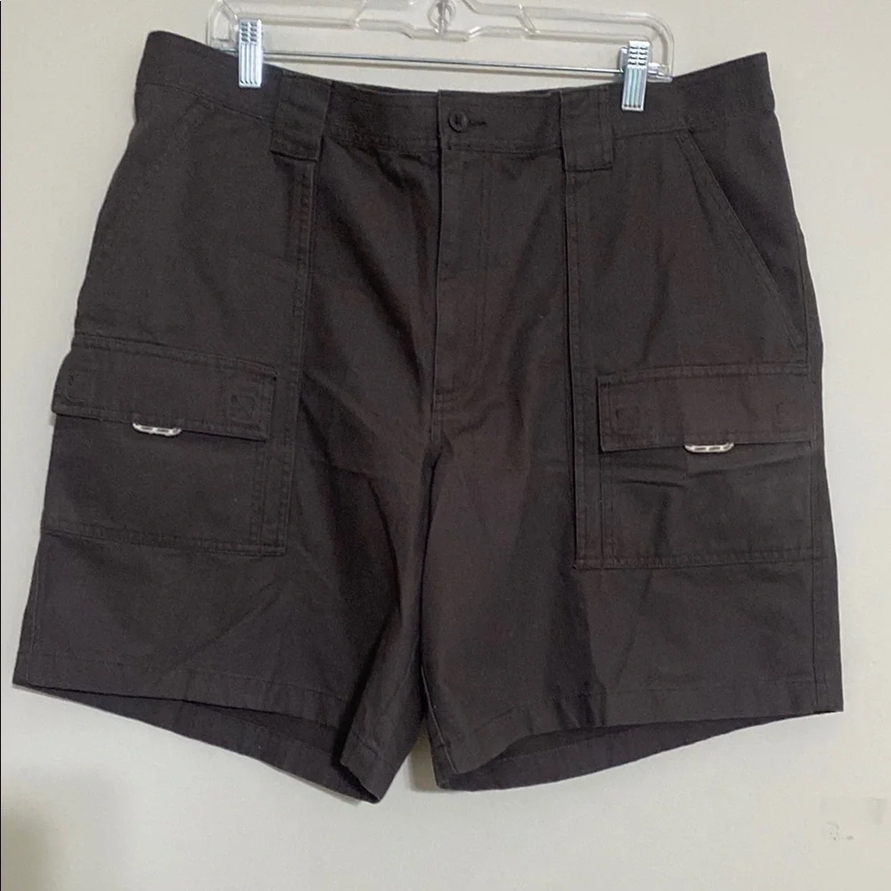 Ll bean Men's brown Cargo Shorts hiking fishing camp 40 Casual outdoor
